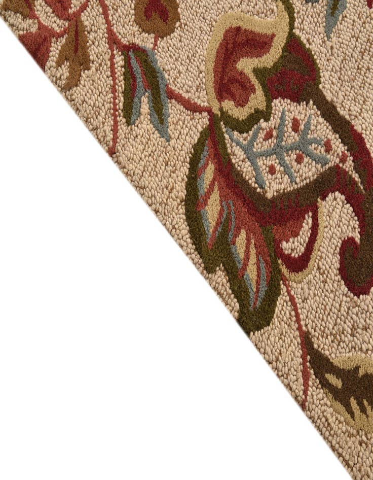 Detail image of  5' x 7' 5 Agra Rug