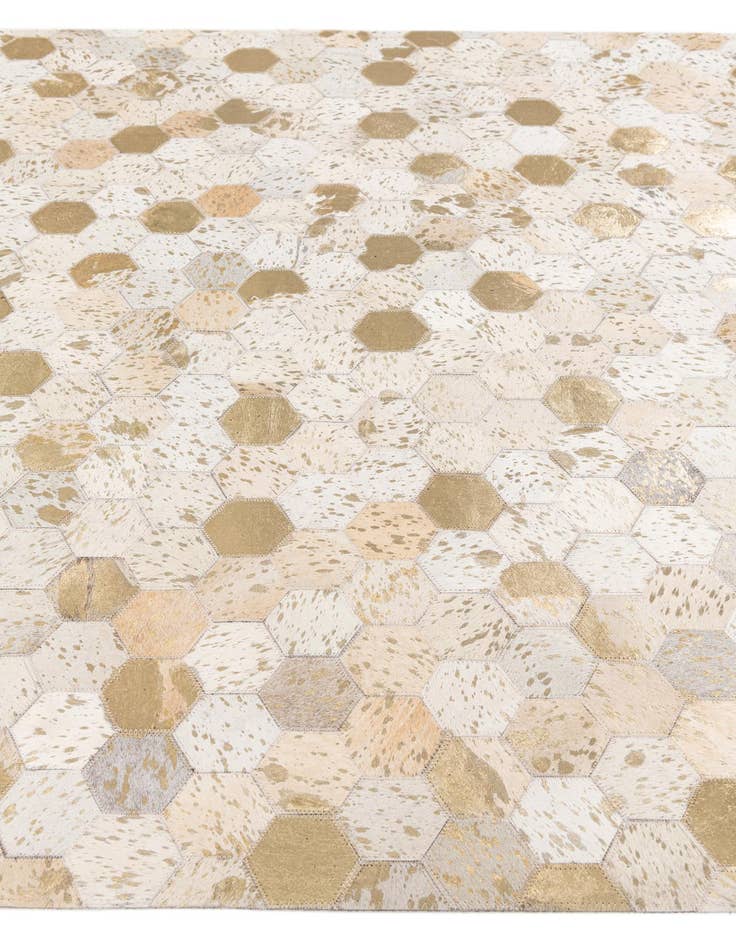 Detail image of  4' 10 x 7' 7 Cowhide Stocks Rug