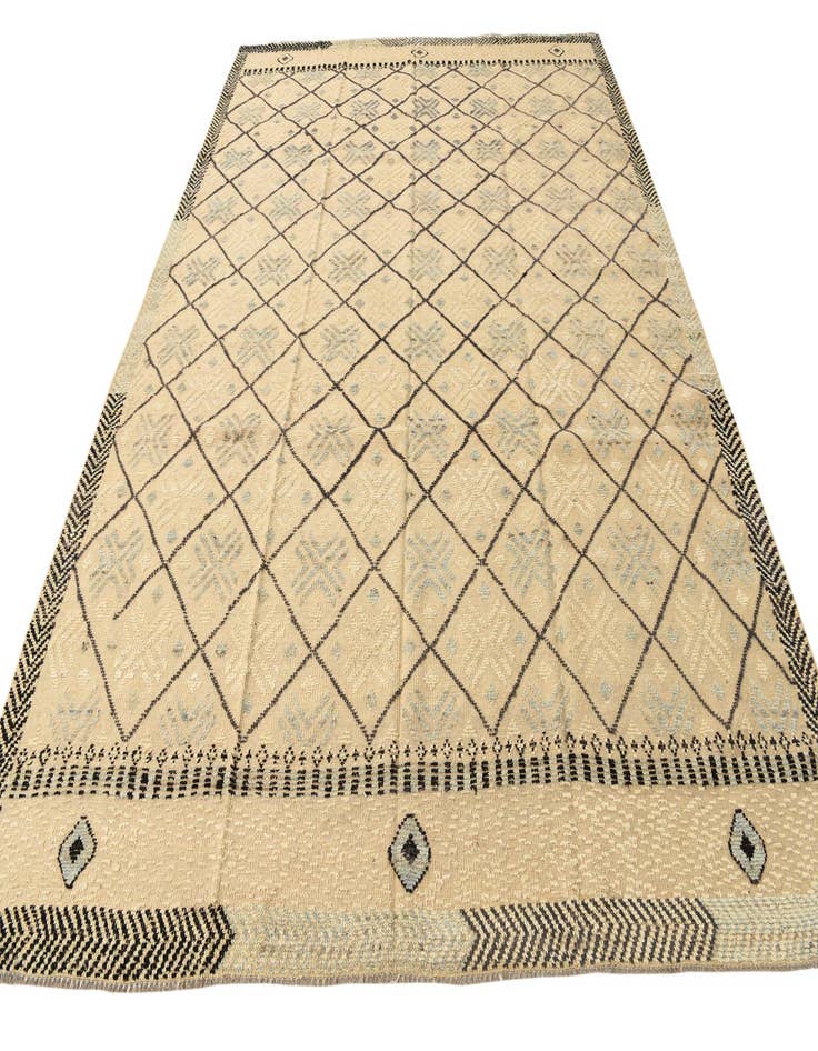 Detail image of  8' 7 x 11' 10  Hand Knotted Darya Wool Rug