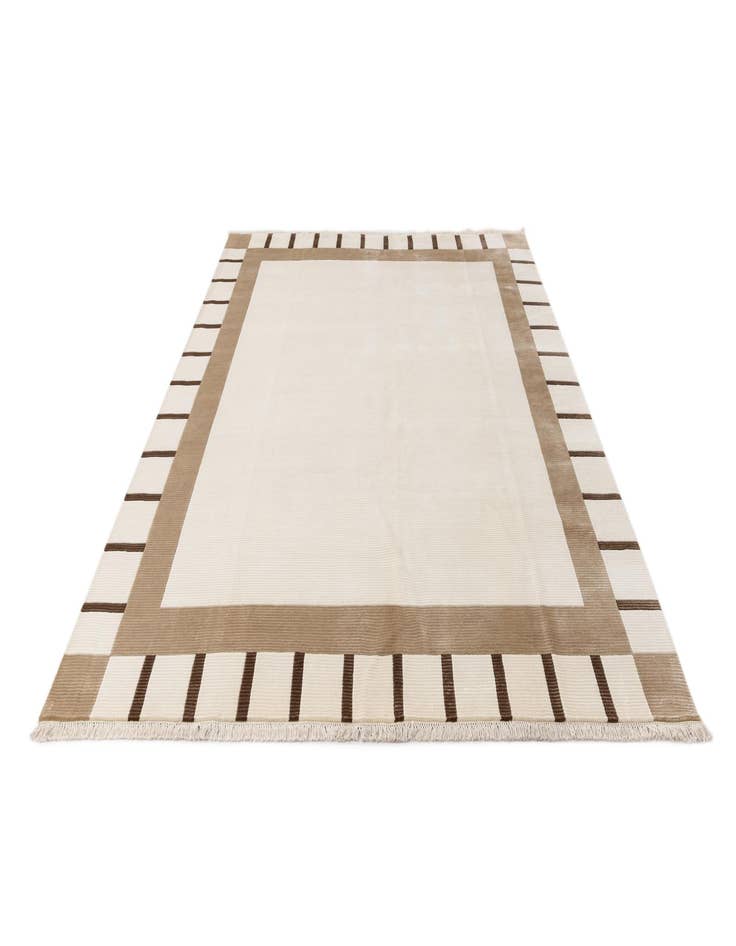 Detail image of  7' 11 x 9' 10  Hand Knotted Darya Wool Rug