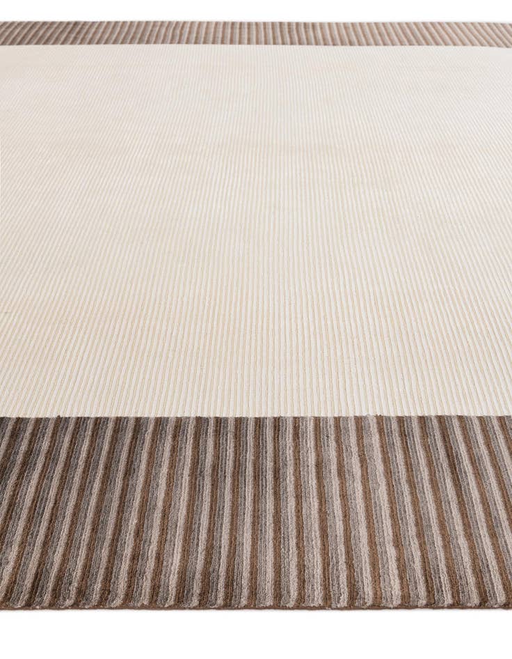 Detail image of  7' 10 x 9' 10  Hand Knotted Darya Wool Rug