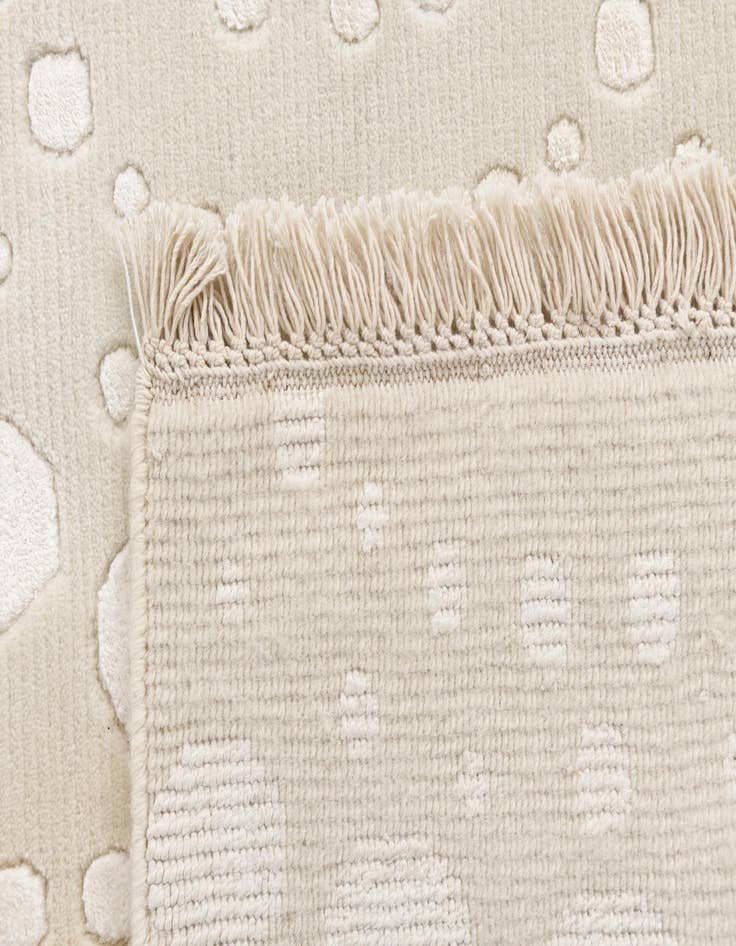 Detail image of  8' x 10' 2  Hand Knotted Darya Wool Rug