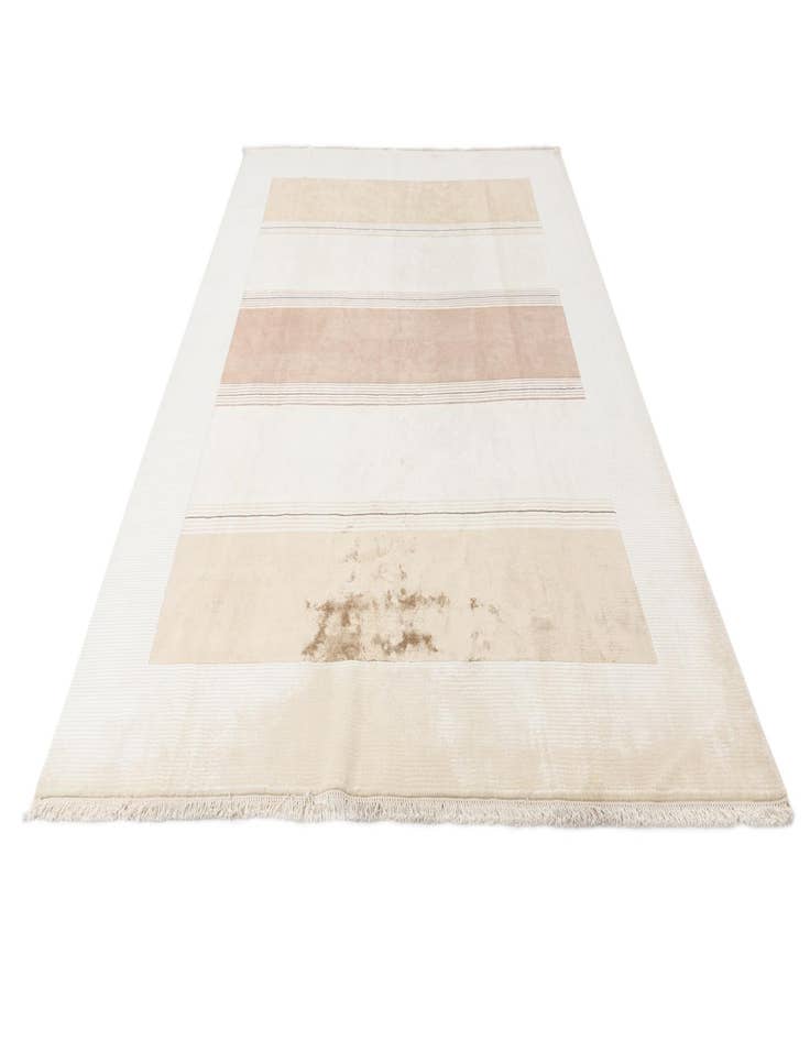 Detail image of  7' 10 x 9' 9  Hand Knotted Darya Wool Rug