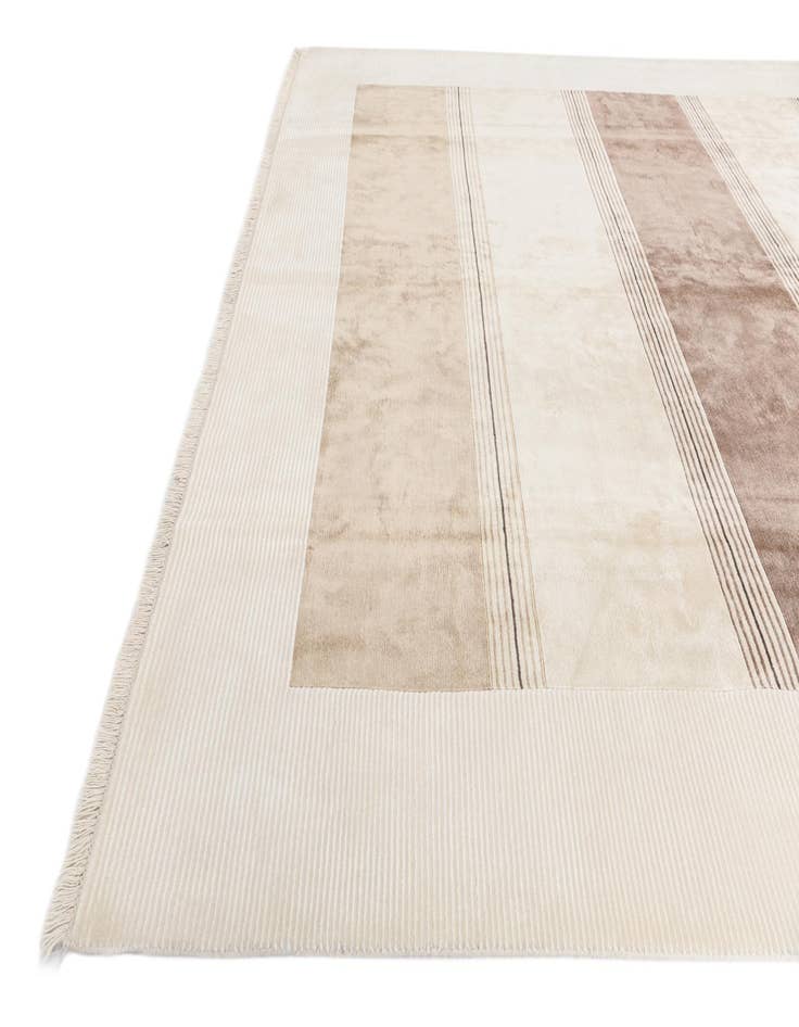 Detail image of  7' 10 x 9' 9  Hand Knotted Darya Wool Rug