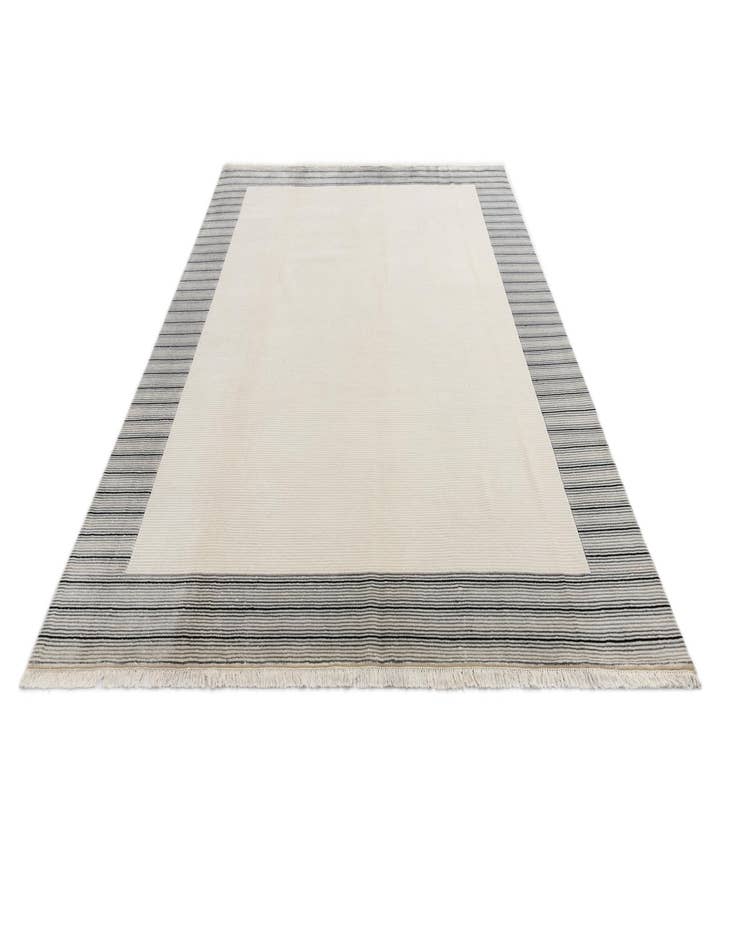 Detail image of  7' 10 x 9' 9  Hand Knotted Darya Wool Rug