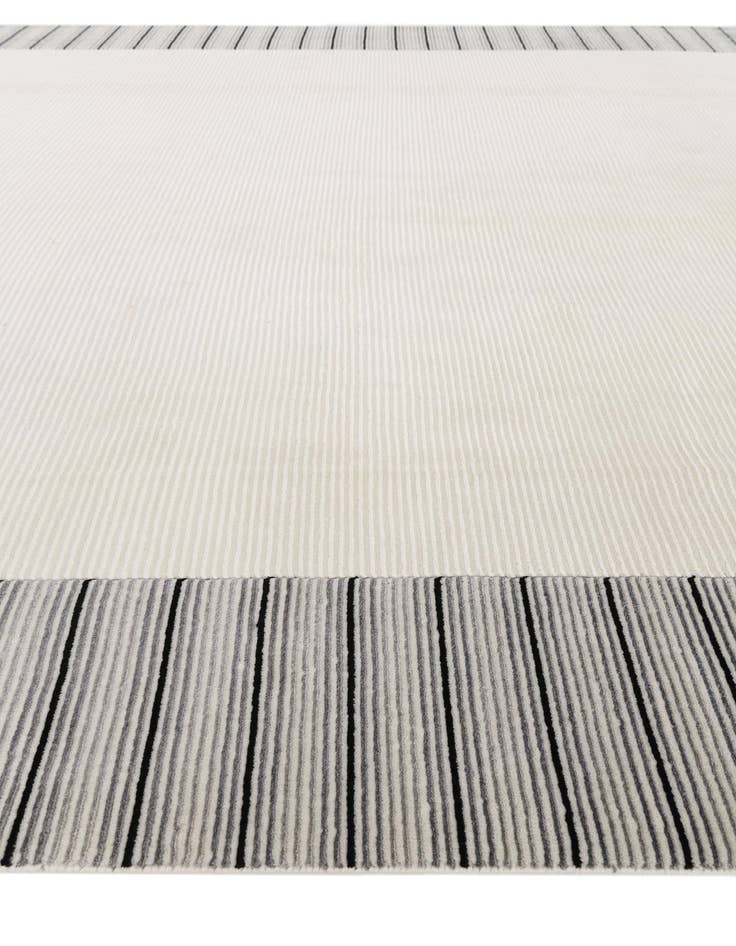 Detail image of  7' 10 x 9' 9  Hand Knotted Darya Wool Rug