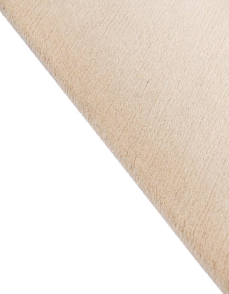 Detail image of  6' 11 x 9' 7  Hand Knotted Darya Wool Rug