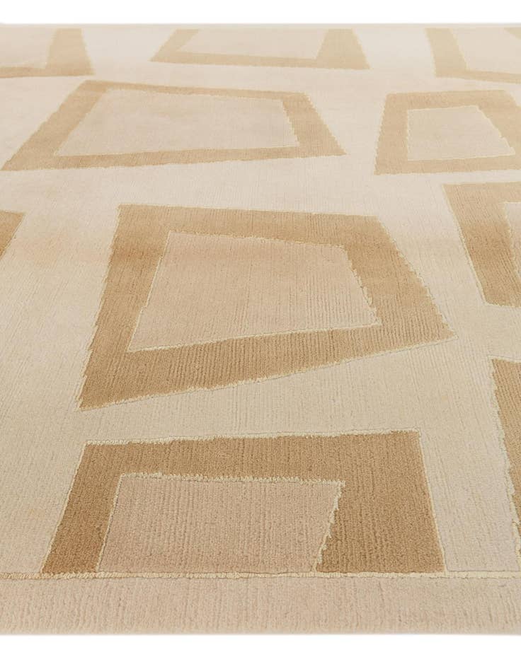 Detail image of  6' 8 x 9' 11  Hand Knotted Darya Wool Rug