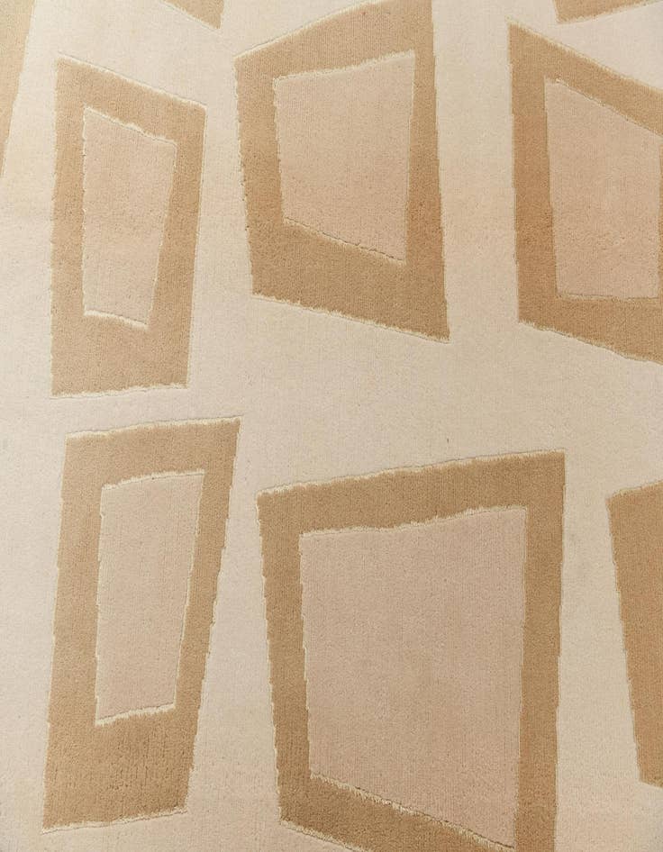 Detail image of  6' 8 x 9' 11  Hand Knotted Darya Wool Rug