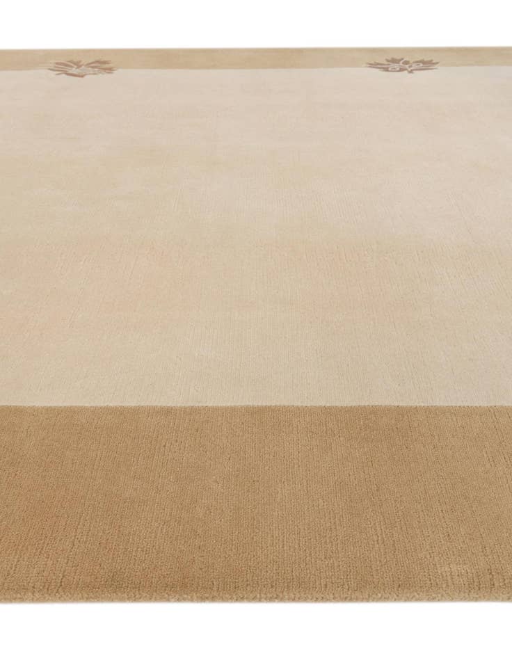 Detail image of  6' 6 x 10'  Hand Knotted Darya Wool Rug