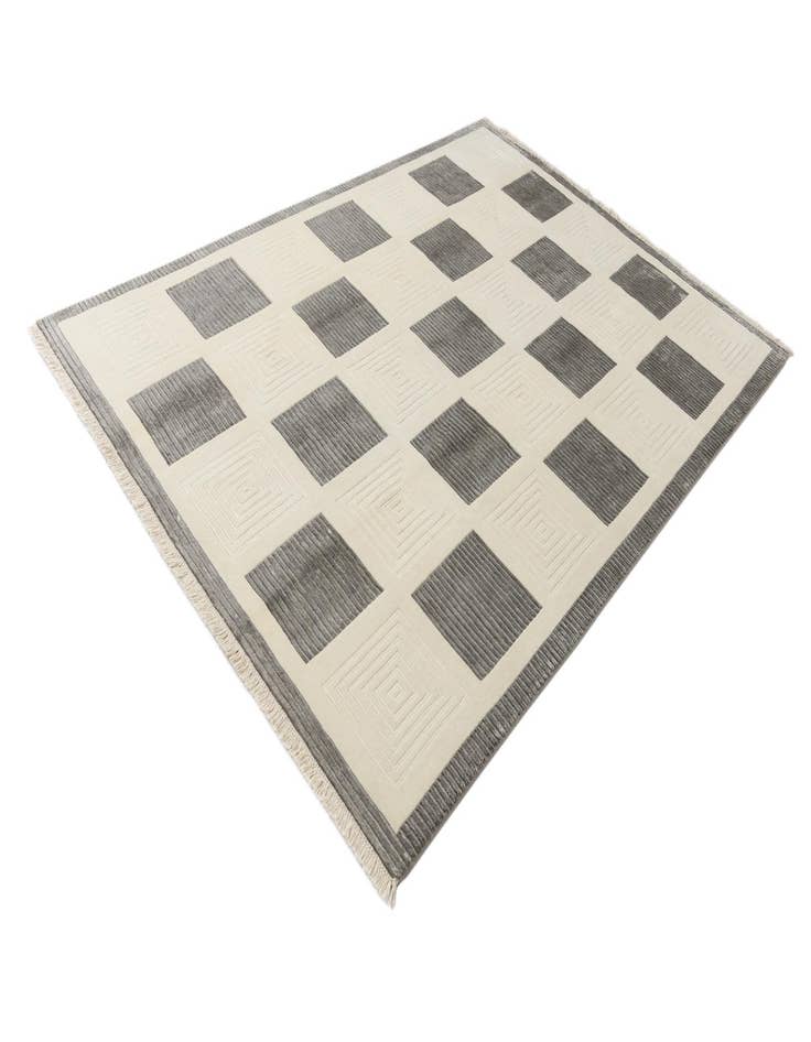 Detail image of  6' 6 x 9' 7  Hand Knotted Darya Wool Rug