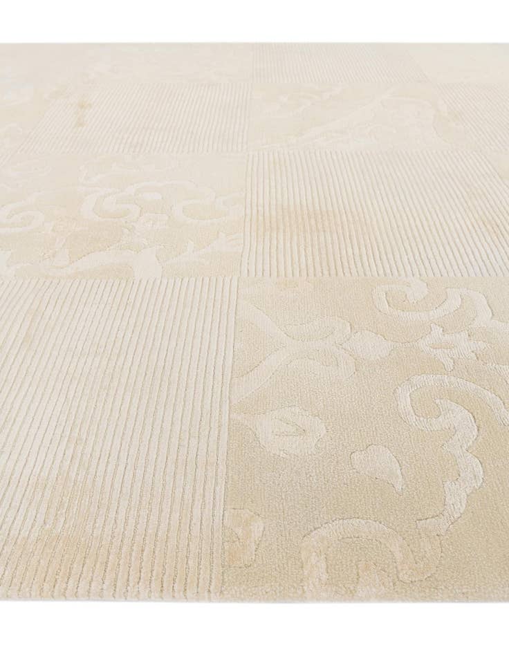 Detail image of  6' 9 x 10' 1  Hand Knotted Darya Wool Rug