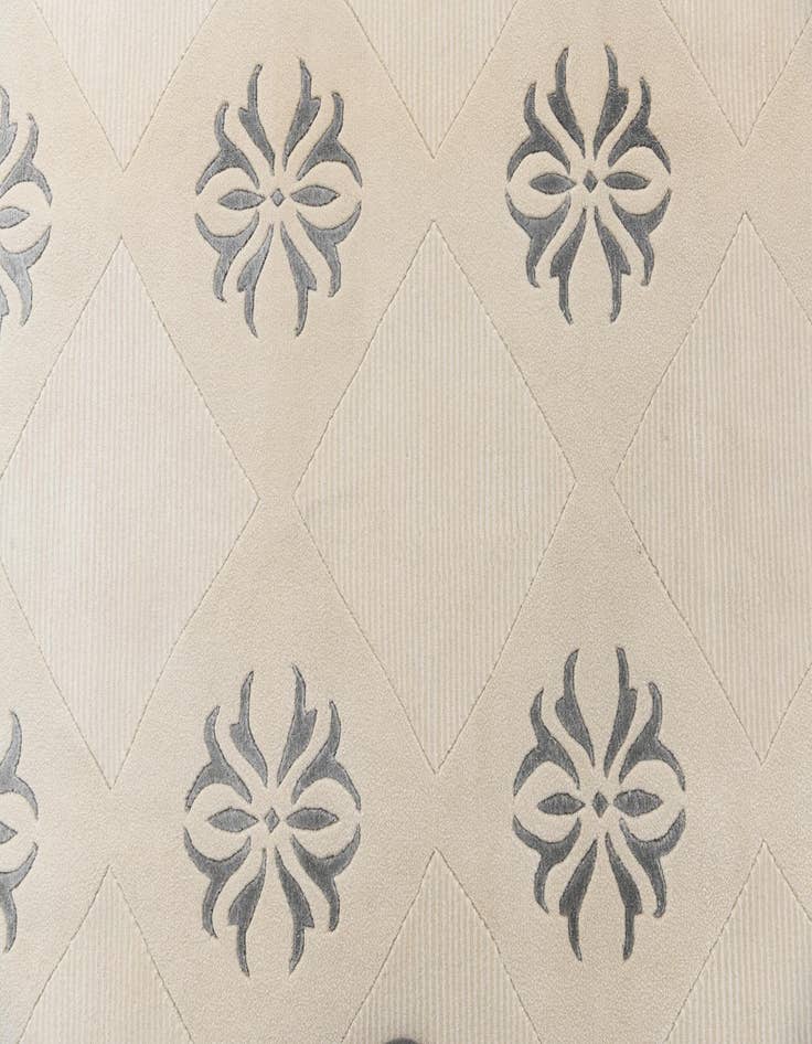 Detail image of  6' 7 x 9' 10  Hand Knotted Darya Wool Rug