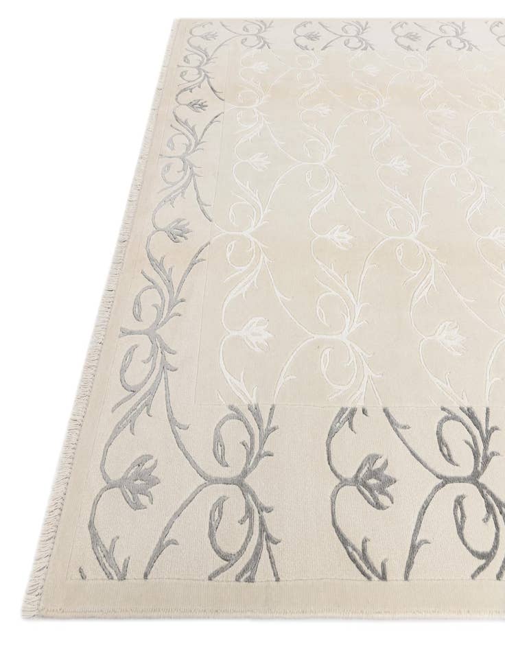 Detail image of  6' 6 x 9' 10  Hand Knotted Darya Wool Rug