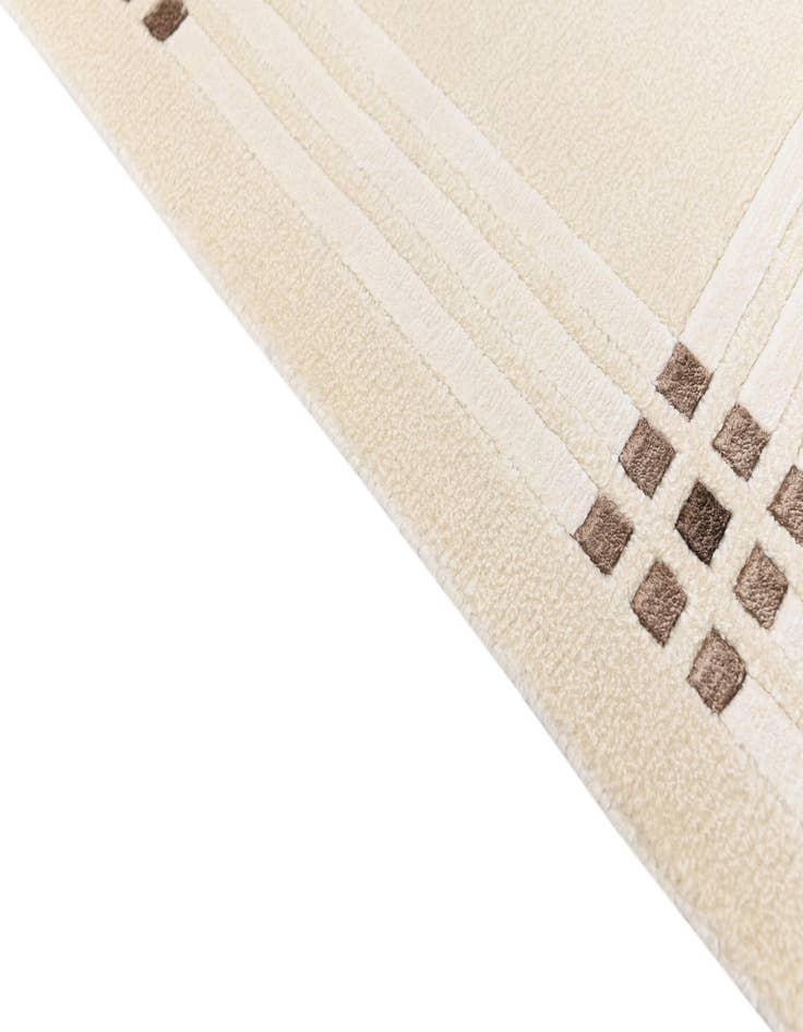 Detail image of  6' 7 x 9' 11  Hand Knotted Darya Wool Rug