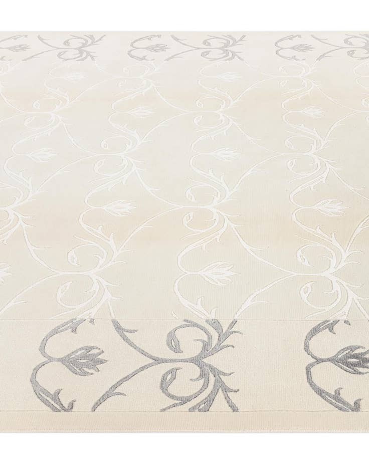 Detail image of  6' 5 x 9' 9  Hand Knotted Darya Wool Rug