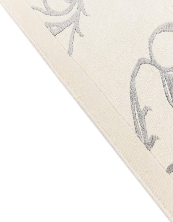 Detail image of  6' 5 x 9' 9  Hand Knotted Darya Wool Rug