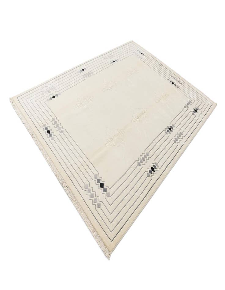 Detail image of  6' 10 x 9' 7  Hand Knotted Darya Wool Rug