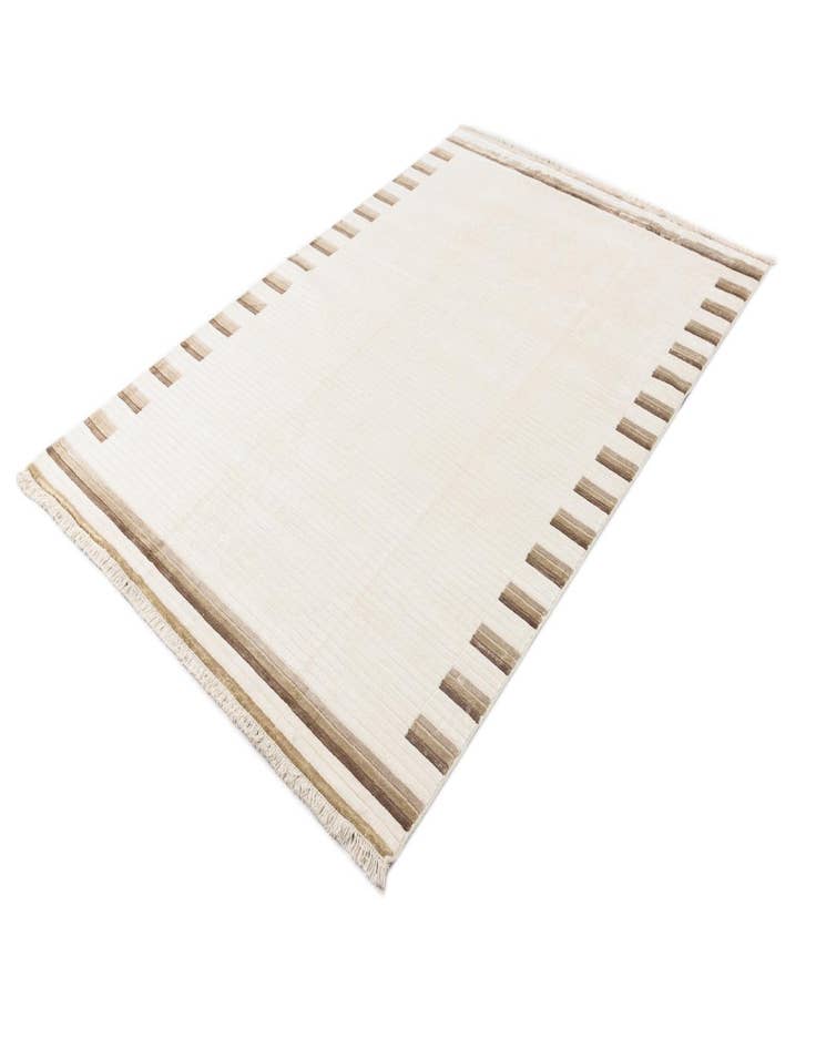 Detail image of  6' 6 x 9' 9  Hand Knotted Darya Wool Rug