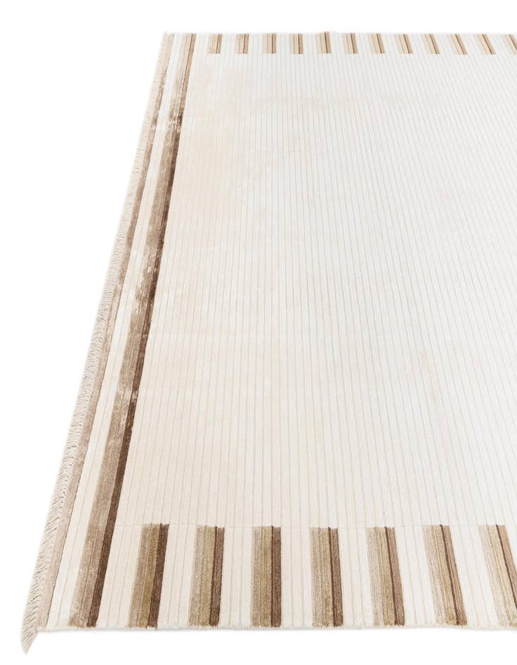 Detail image of  6' 6 x 9' 9  Hand Knotted Darya Wool Rug