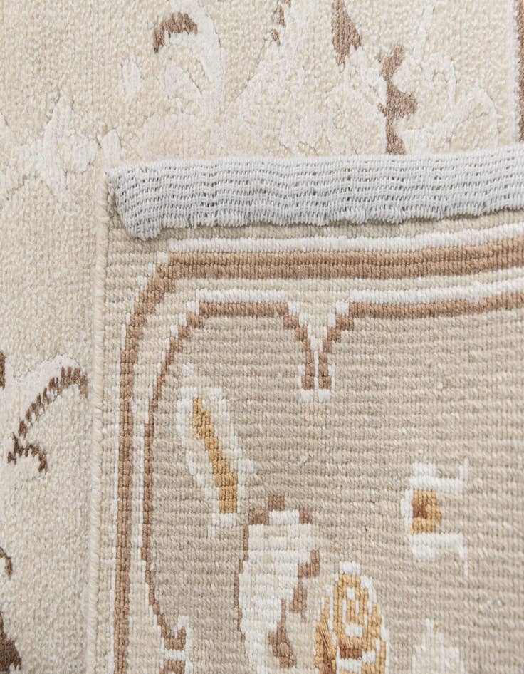 Detail image of  2' 11 x 5' 1  Hand Knotted Darya Wool Rug
