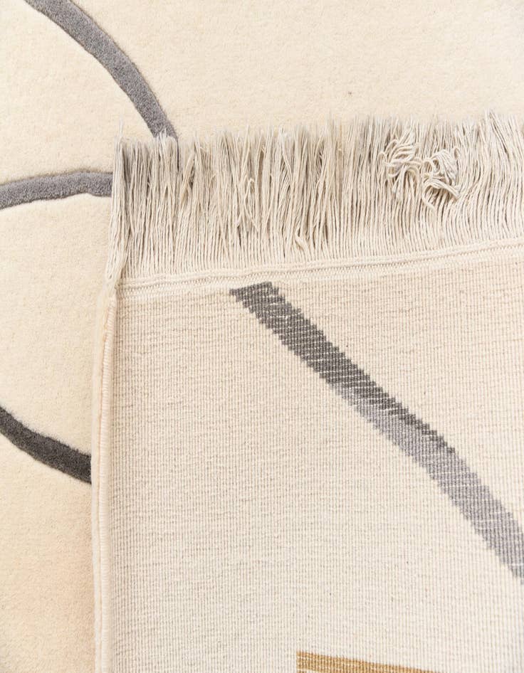 Detail image of  6' 8 x 10'  Hand Knotted Darya Wool Rug