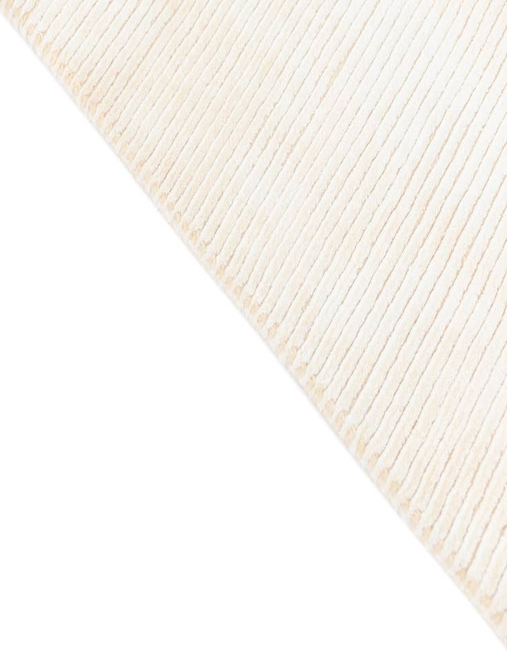 Detail image of  6' 7 x 9' 10  Hand Knotted Darya Wool Rug