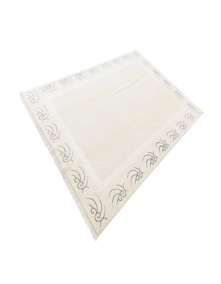 Detail image of  6' 5 x 9' 10  Hand Knotted Darya Wool Rug