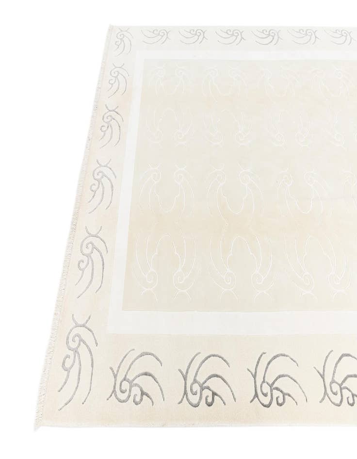 Detail image of  6' 5 x 9' 10  Hand Knotted Darya Wool Rug