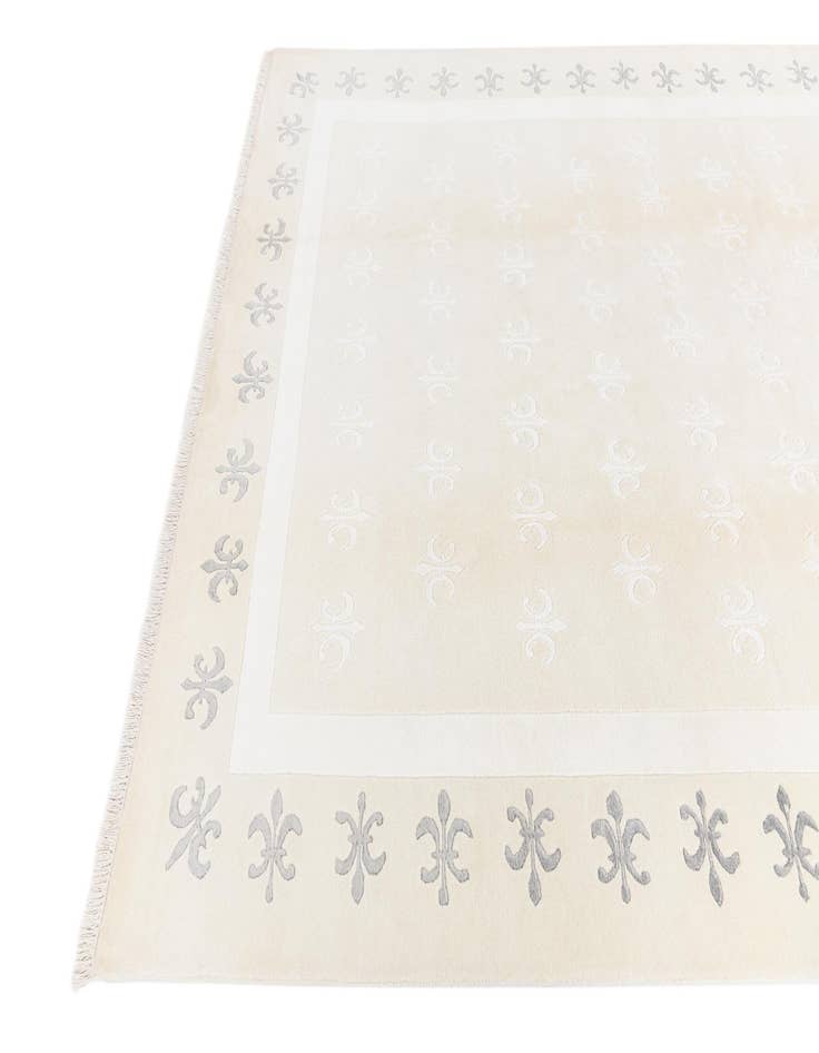 Detail image of  6' 9 x 9' 11  Hand Knotted Darya Wool Rug