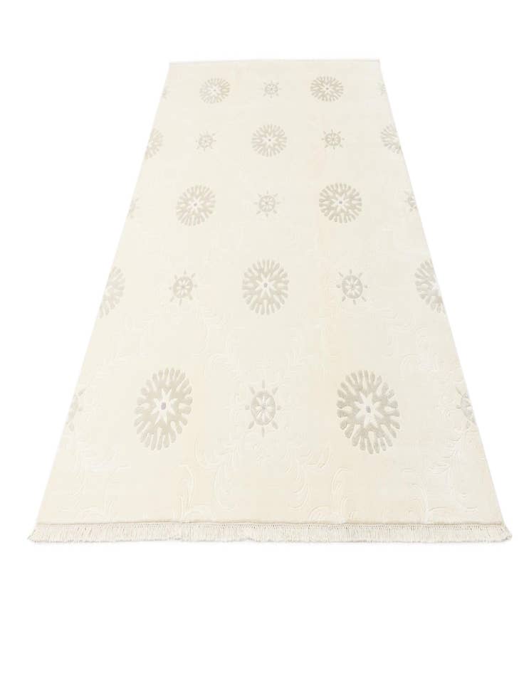 Detail image of  6' 9 x 9' 7  Hand Knotted Darya Wool Rug