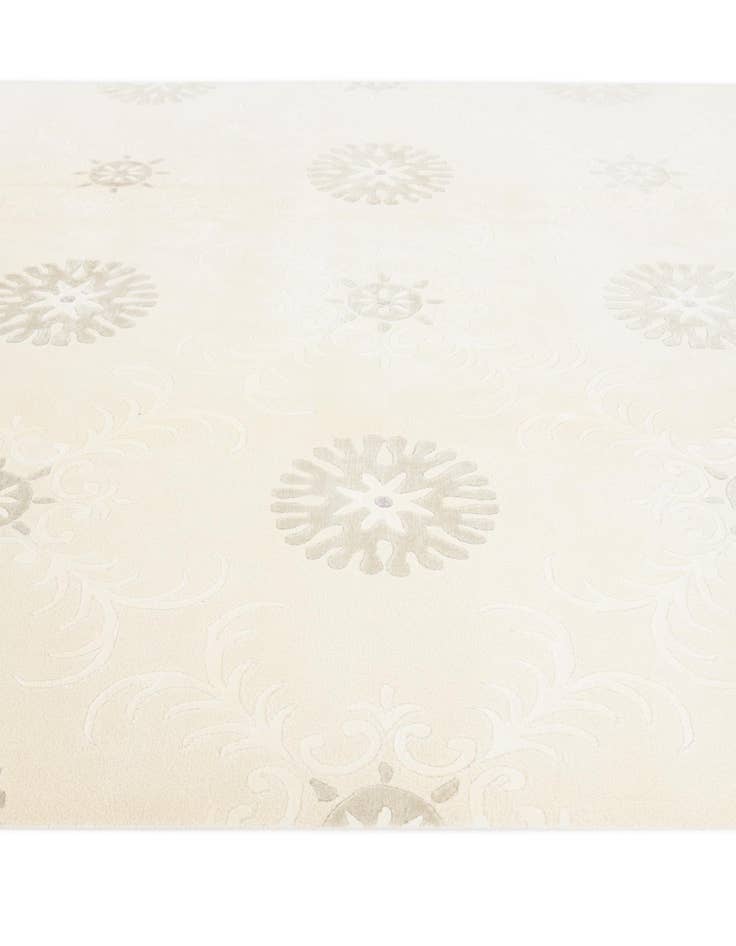 Detail image of  6' 9 x 9' 7  Hand Knotted Darya Wool Rug