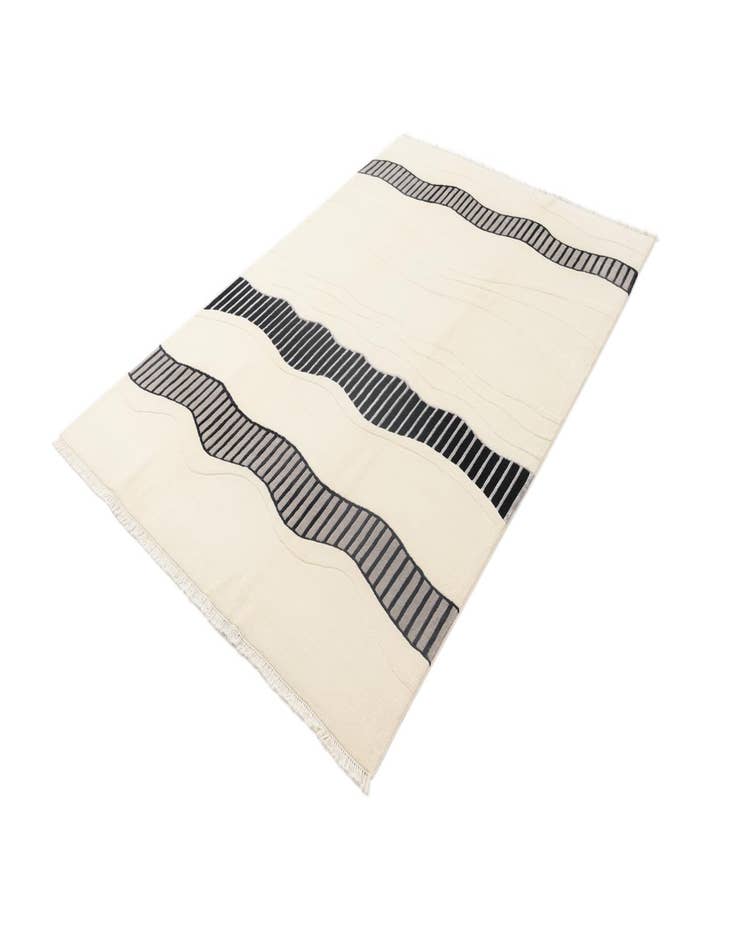 Detail image of  6' 7 x 9' 5  Hand Knotted Darya Wool Rug