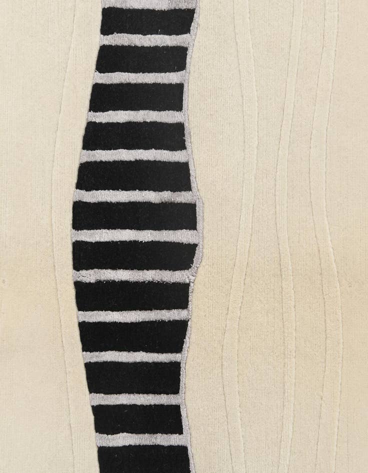 Detail image of  6' 7 x 9' 5  Hand Knotted Darya Wool Rug