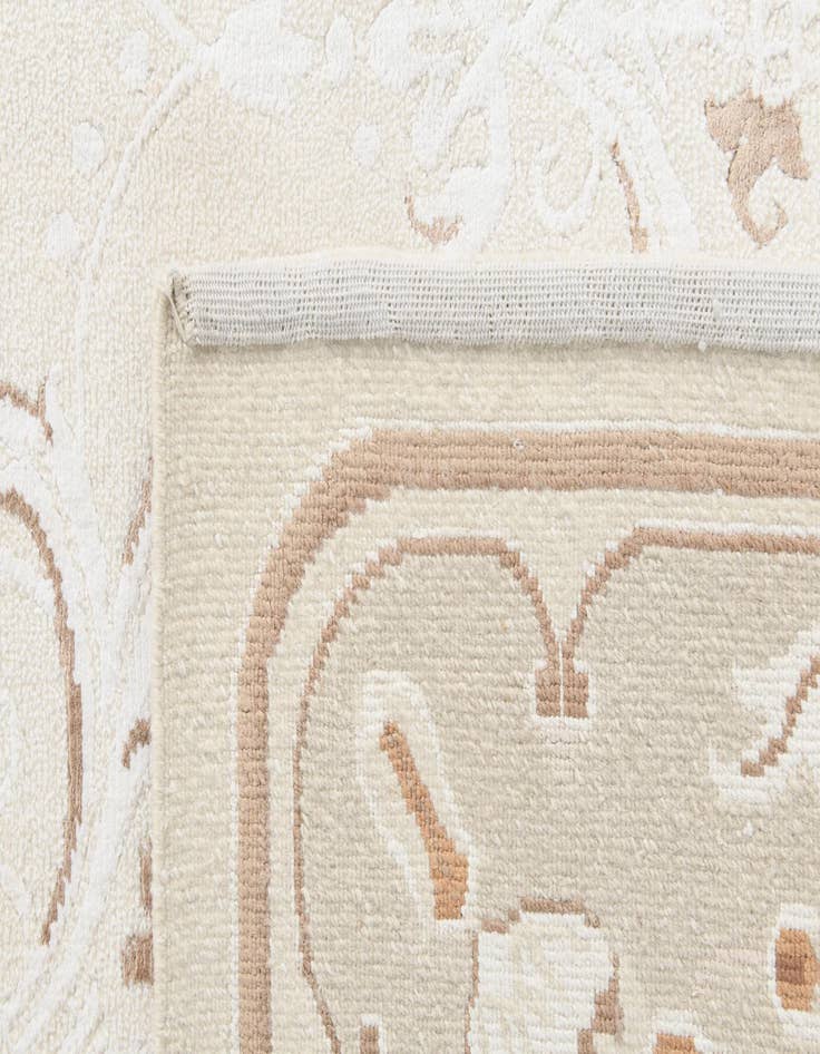 Detail image of  6' 8 x 10'  Hand Knotted Darya Wool Rug