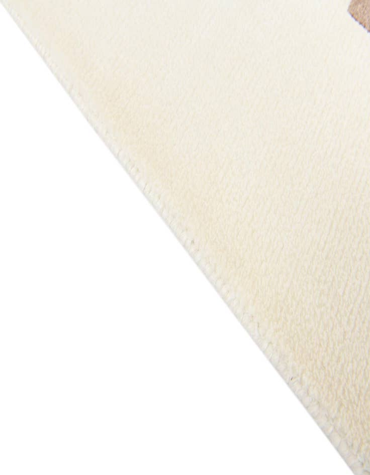 Detail image of  6' 7 x 9' 6  Hand Knotted Darya Wool Rug