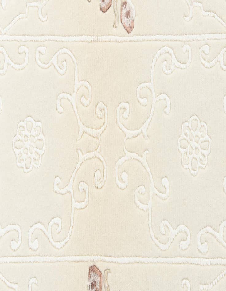 Detail image of  2' 10 x 4' 9  Hand Knotted Darya Wool Rug