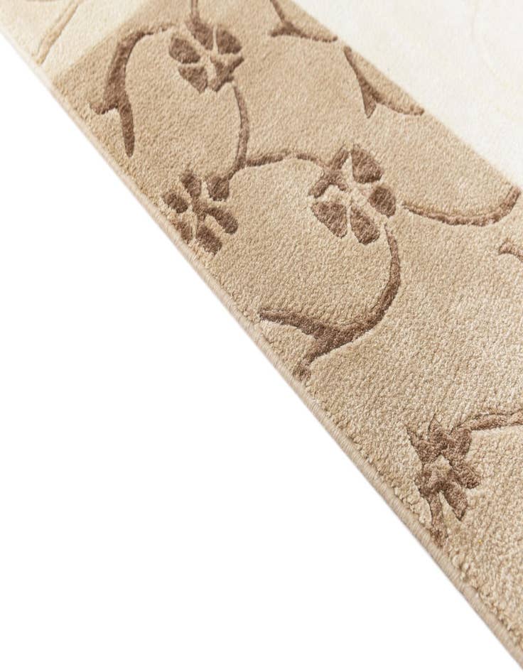 Detail image of  4' 7 x 6' 8  Hand Knotted Darya Wool Rug