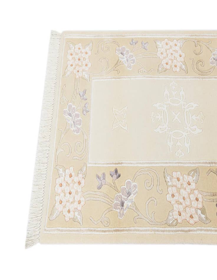 Detail image of  2' 8 x 4' 5  Hand Knotted Darya Wool Rug