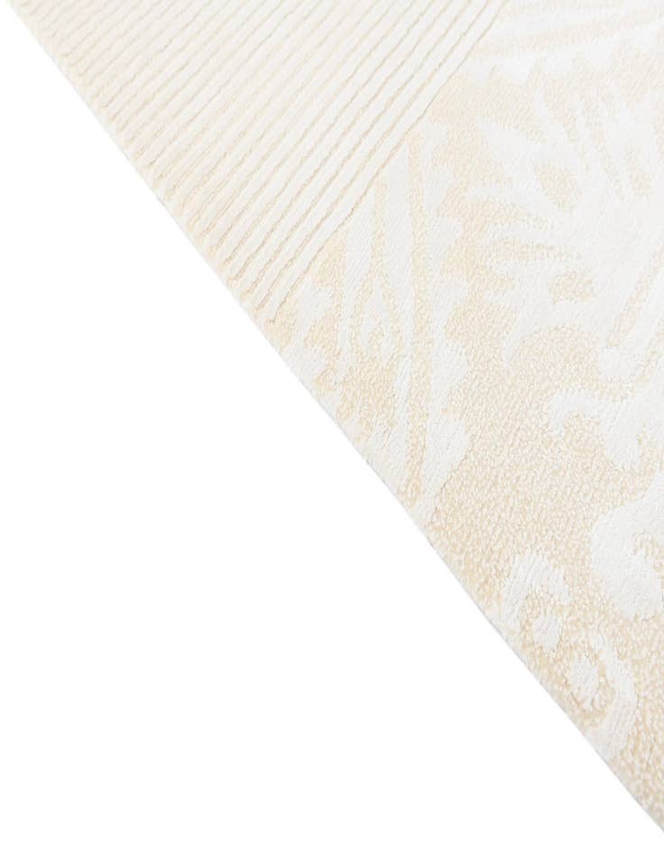 Detail image of  5' 9 x 8'  Hand Knotted Darya Wool Rug