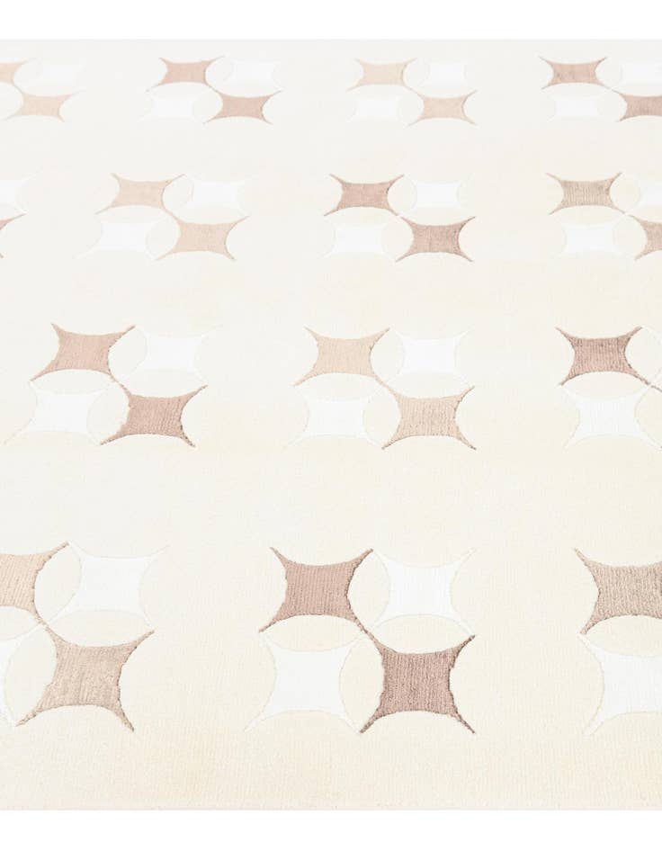 Detail image of  5' 6 x 7' 10  Hand Knotted Darya Wool Rug