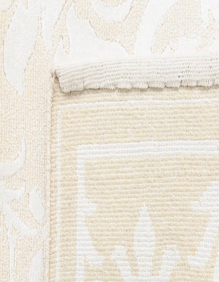 Detail image of  2' 11 x 5' 1  Hand Knotted Darya Wool Rug