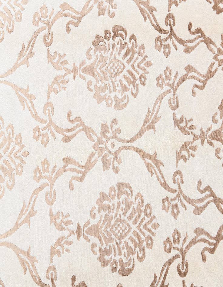 Detail image of  5' 8 x 8'  Hand Knotted Darya Wool Rug