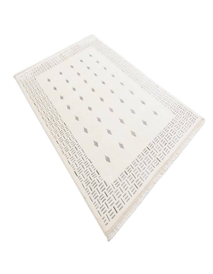 Detail image of  5' 7 x 8'  Hand Knotted Darya Wool Rug