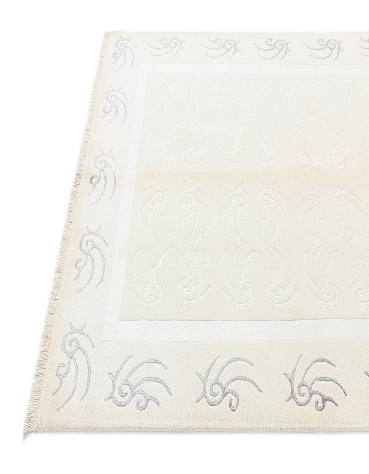 Detail image of  4' 9 x 6' 8  Hand Knotted Darya Wool Rug