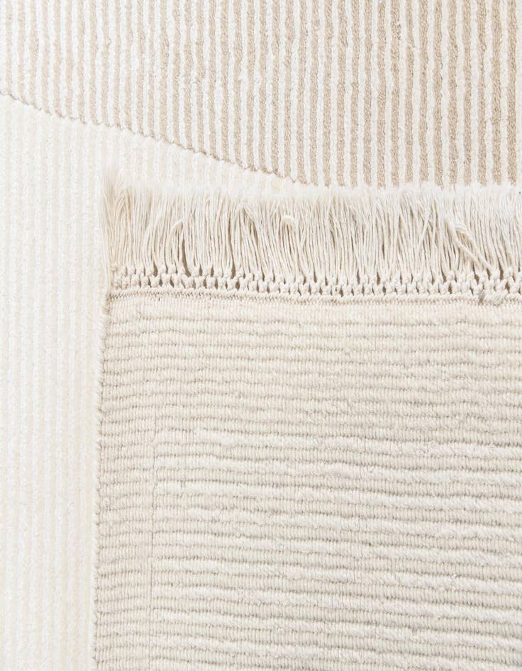 Detail image of  5' 6 x 7' 10  Hand Knotted Darya Wool Rug