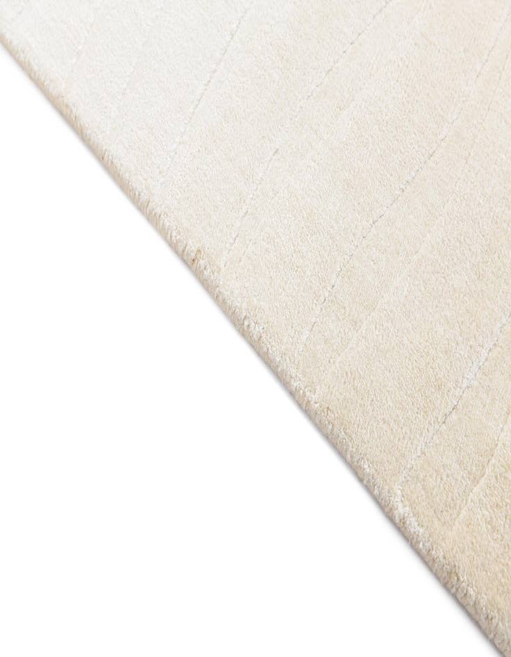 Detail image of  5' 7 x 7' 9  Hand Knotted Darya Wool Rug