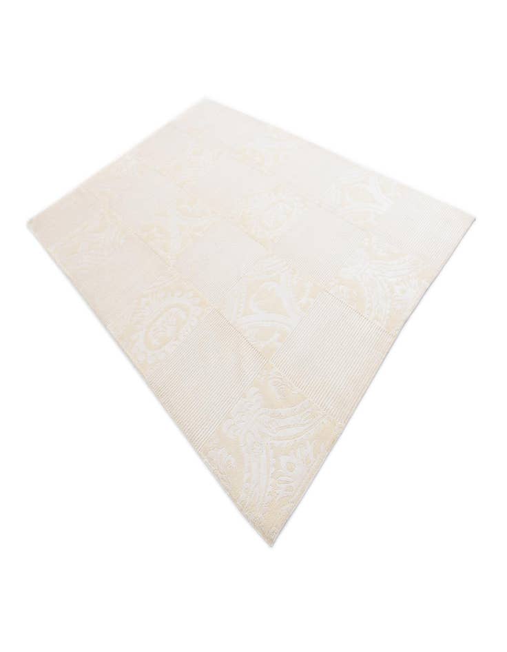 Detail image of  6' 8 x 9' 10  Hand Knotted Darya Wool Rug