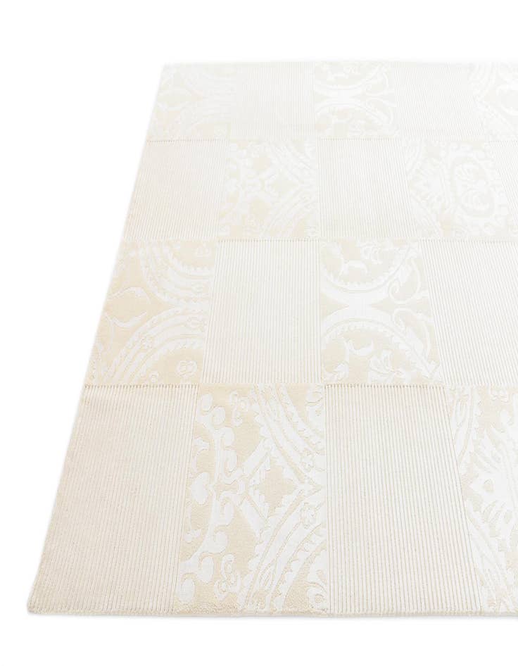 Detail image of  6' 8 x 9' 10  Hand Knotted Darya Wool Rug