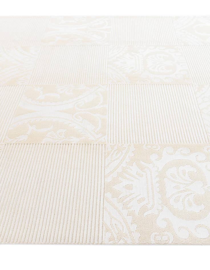 Detail image of  6' 8 x 9' 10  Hand Knotted Darya Wool Rug